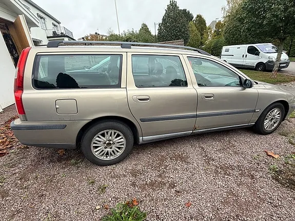 Volvo V70 2004 photo 5