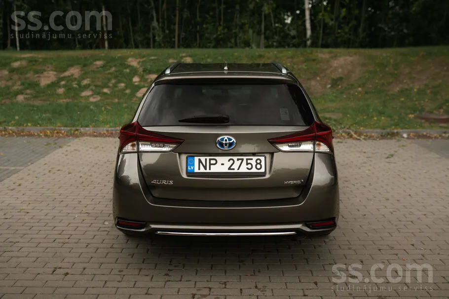 Toyota Auris 2018 photo 5