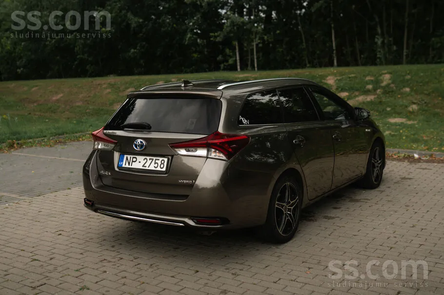 Toyota Auris 2018 photo 4