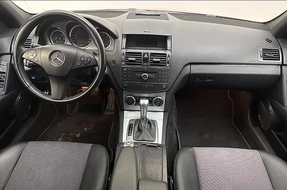 Mercedes-Benz C220 2009 photo 4