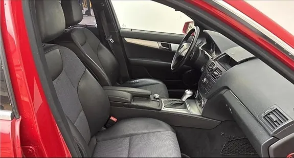 Mercedes-Benz C220 2009 photo 3