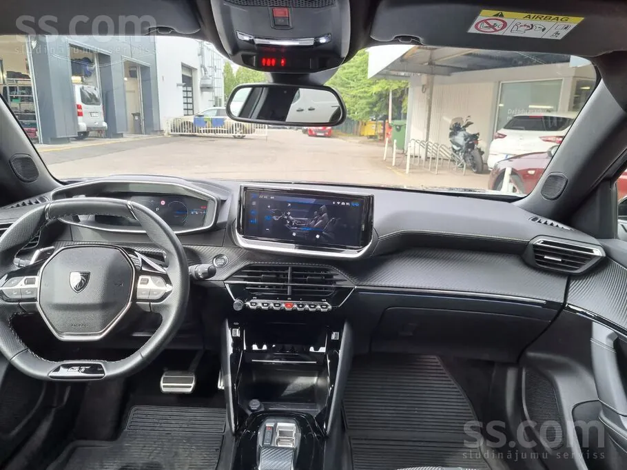 Peugeot 2008 2025 photo 5