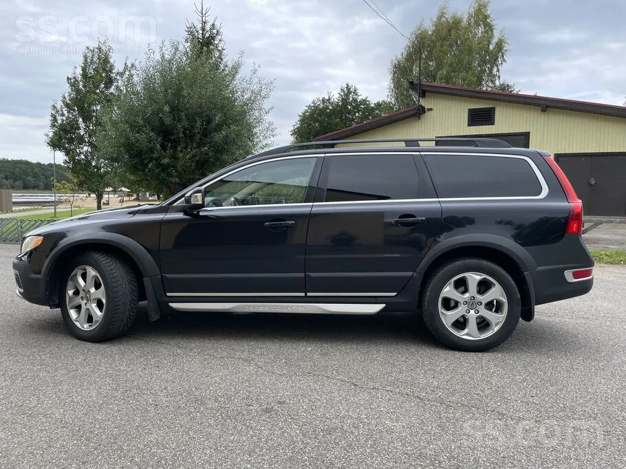 Volvo Xc70 2010 photo 2
