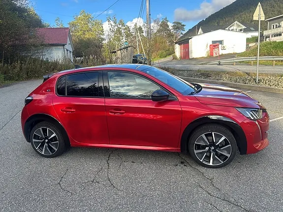 Peugeot 208 2021 photo 4