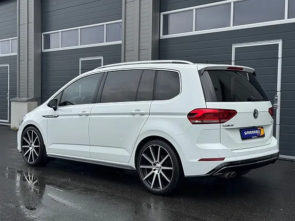 Volkswagen Touran 2017 photo 4