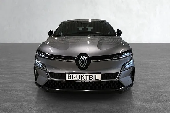 Renault Megane E-Tech 2023 photo 2