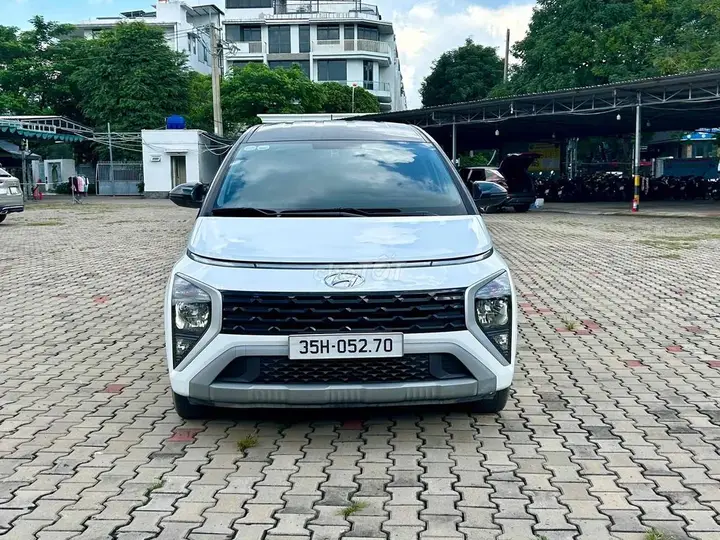 Hyundai Stargazer