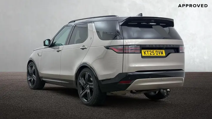 Land Rover Discovery 2025 photo 2