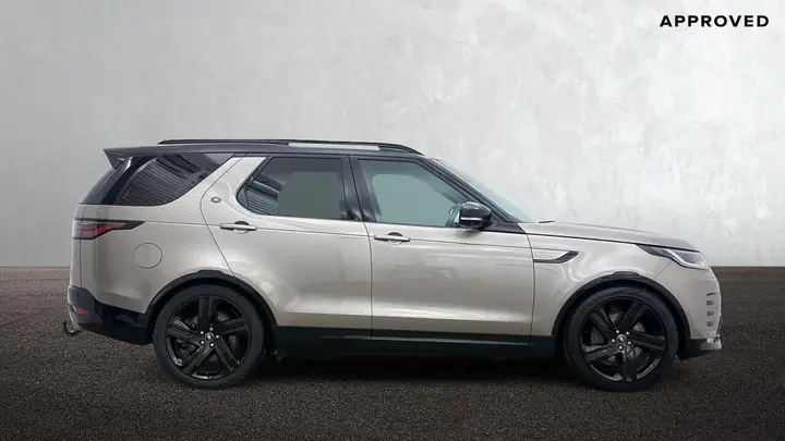 Land Rover Discovery 2025 photo 5