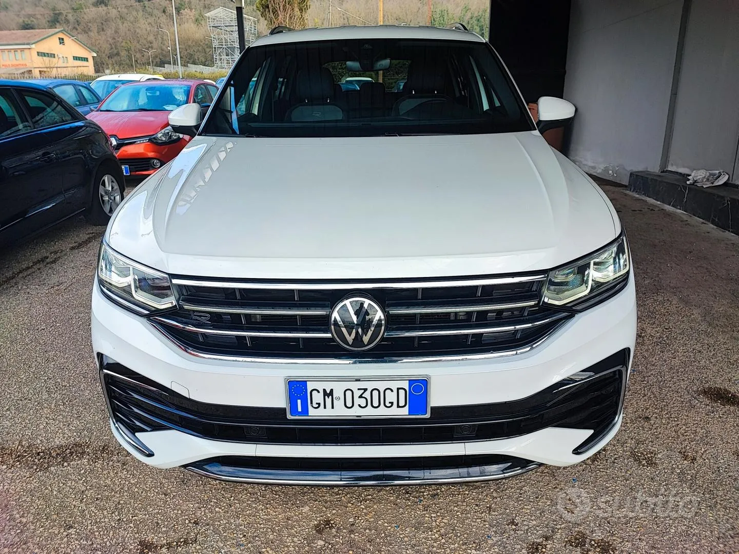 Volkswagen Tiguan 2023 photo 2