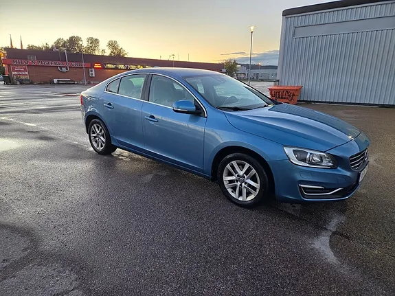 Volvo S60 2016 photo 5