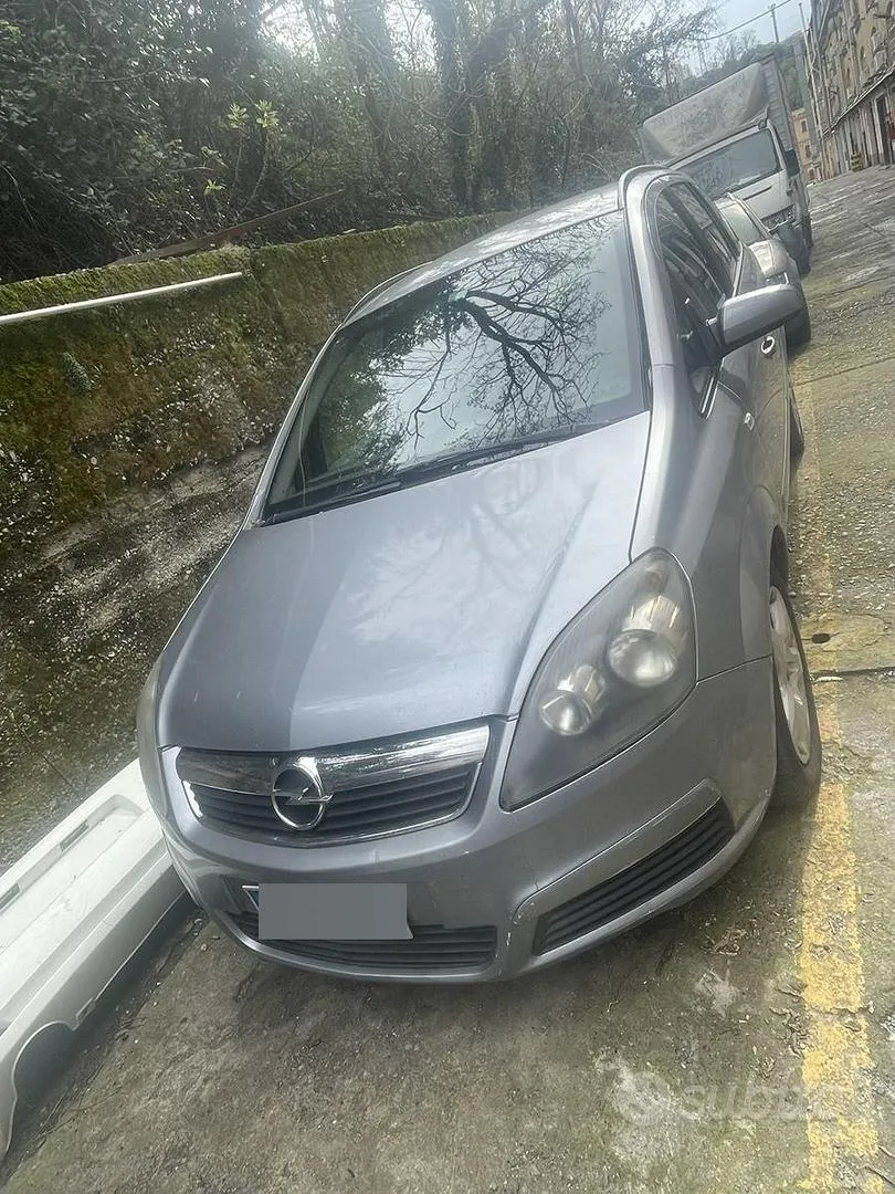 Opel Zafira 2007 photo 4