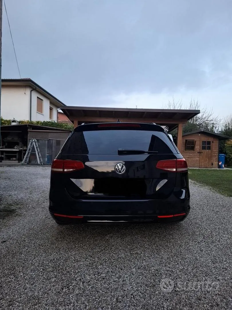 Volkswagen Passat 2023 photo 3