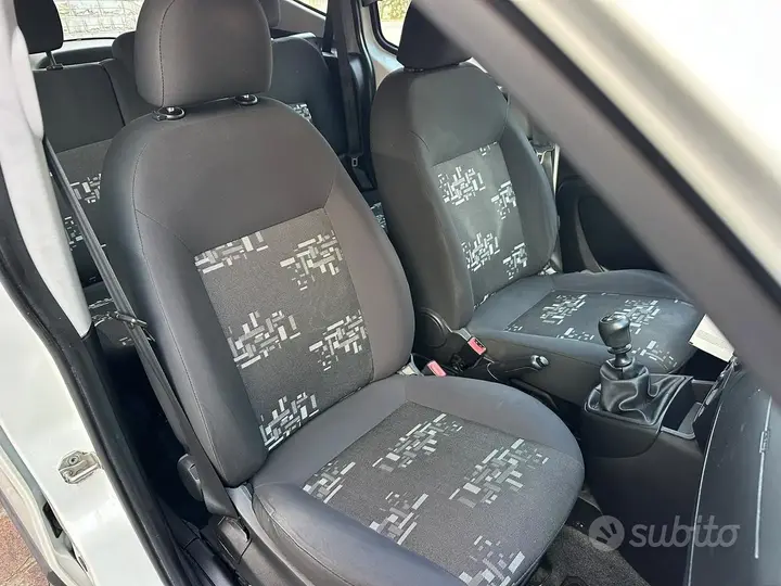 Fiat Qubo 2015 photo 4