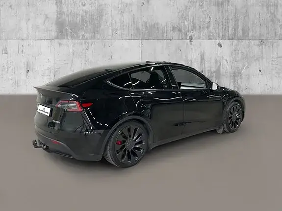 Tesla Model Y 2023 photo 3