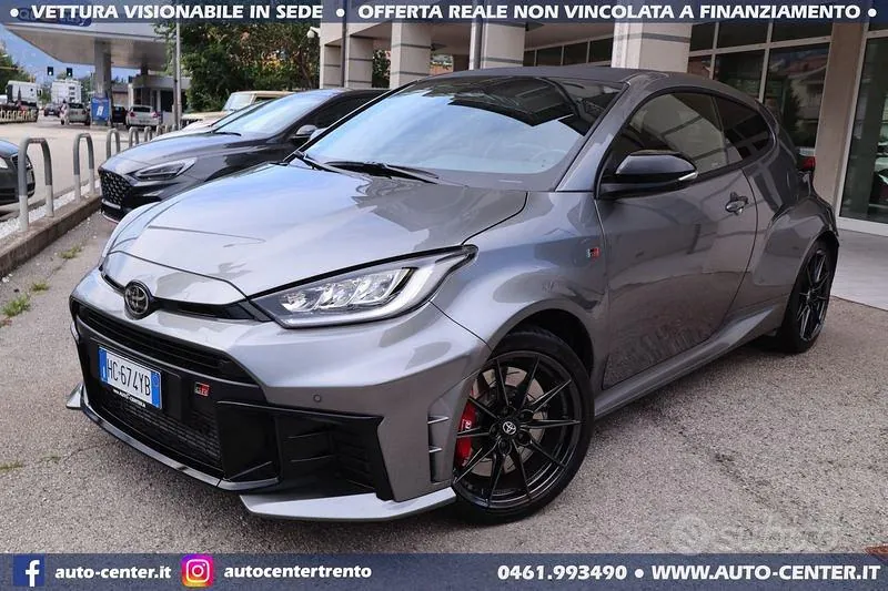 Toyota Yaris 2024 photo 2