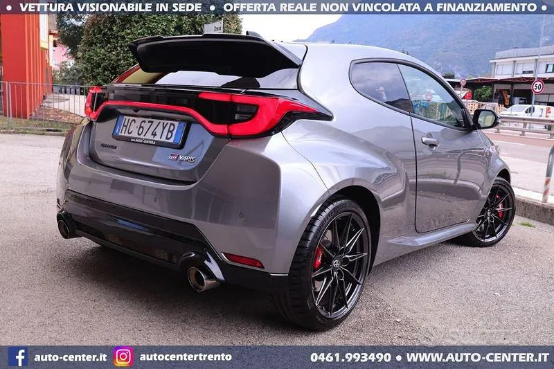 Toyota Yaris 2024 photo 3