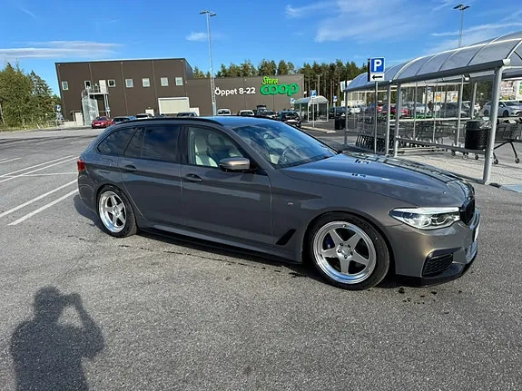 BMW 540I 2019 photo 2