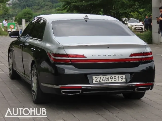 Genesis G90 2019 photo 4