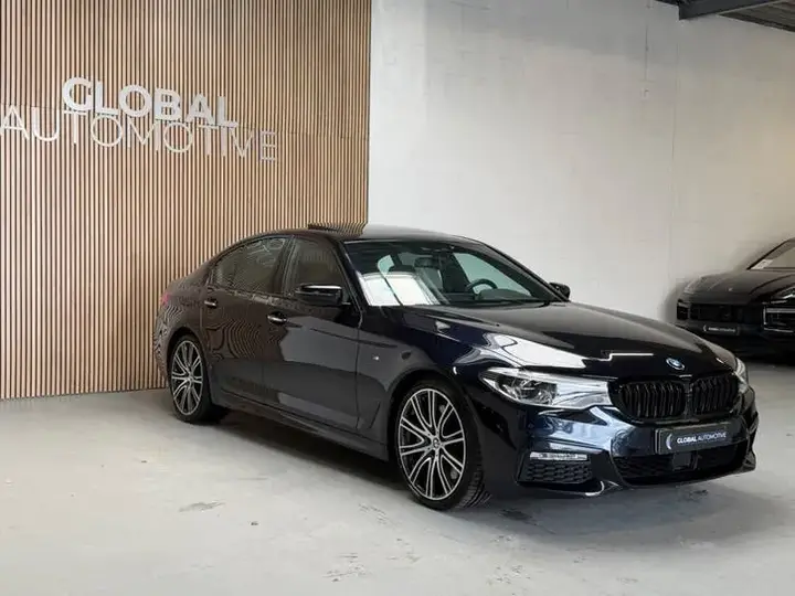 BMW 5 Series 2018 photo 2