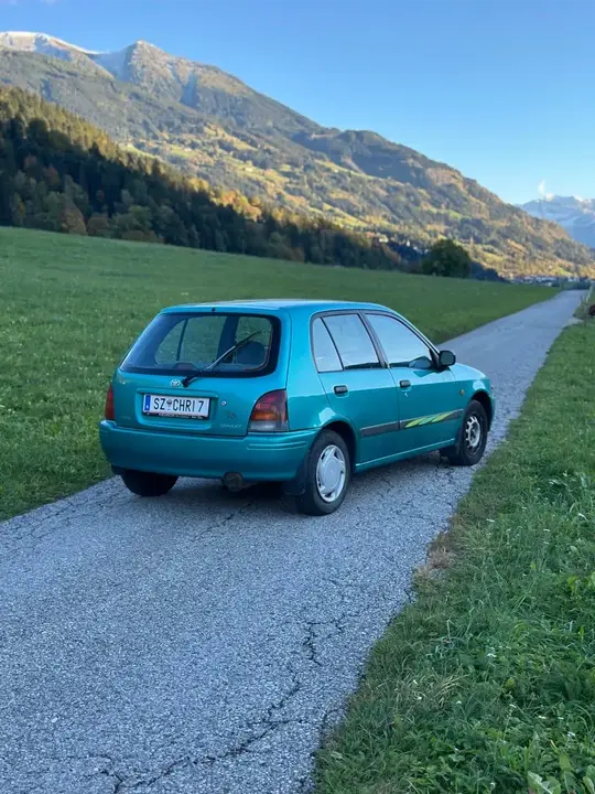 Toyota Starlet 1996 photo 3