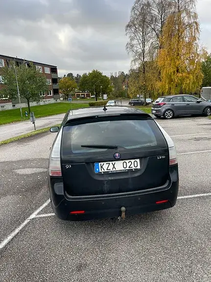 Saab 9-3 2010 photo 3