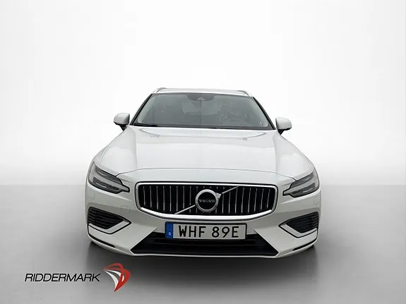 Volvo V60 2021 photo 2