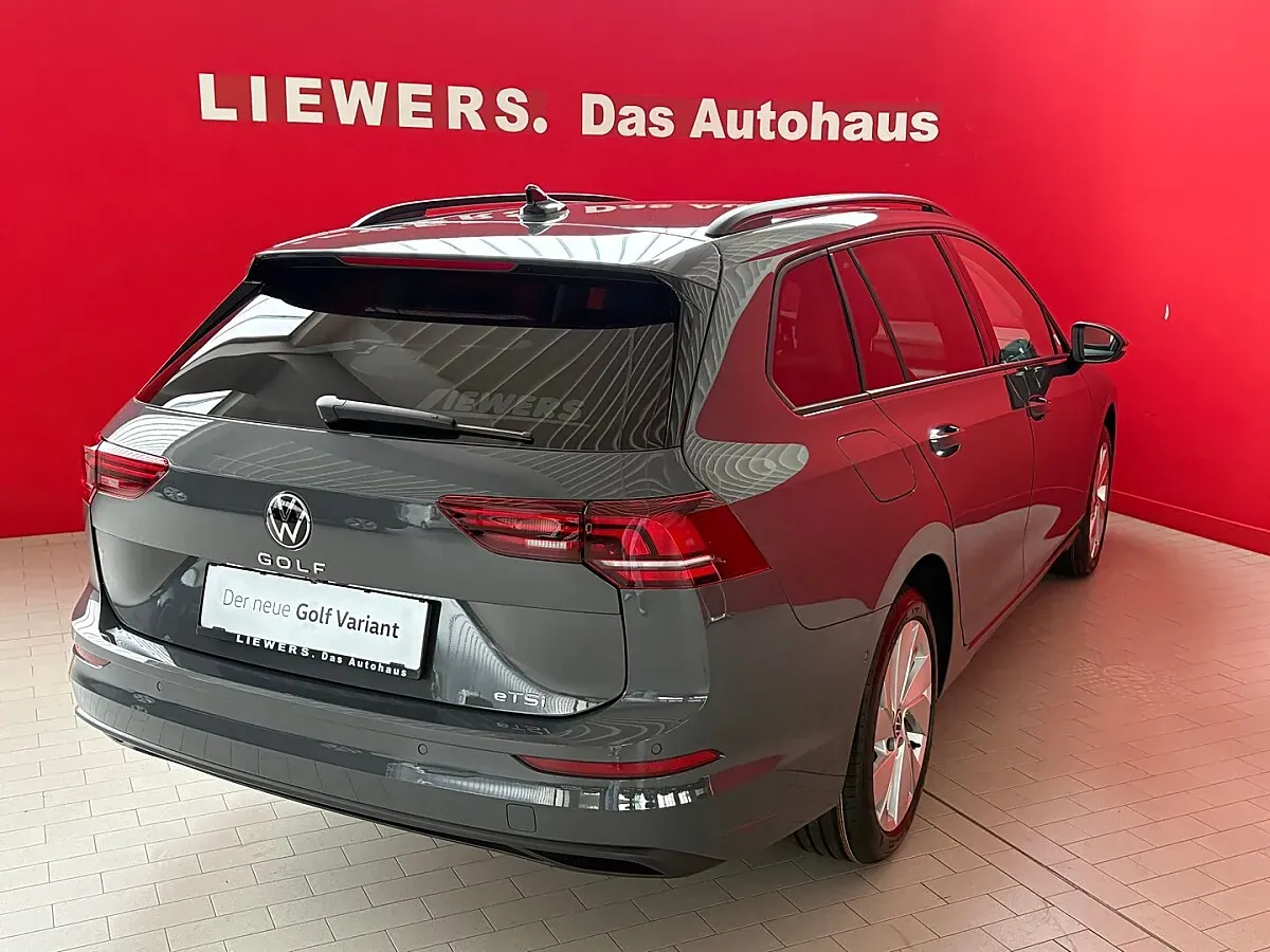 Volkswagen Golf 2026 photo 3