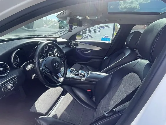 Mercedes-Benz C220 2015 photo 4
