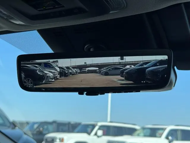Toyota Prius 2025 photo 5
