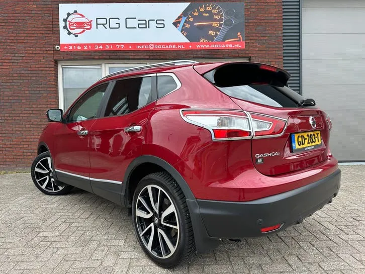 Nissan Qashqai 2015 photo 2