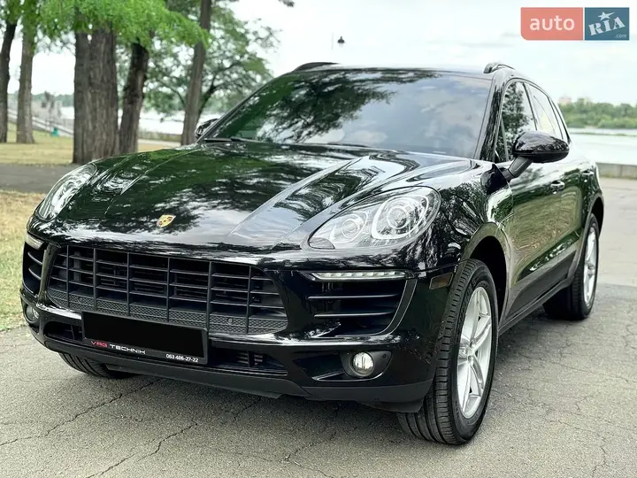 Porsche Macan 2018 photo 2