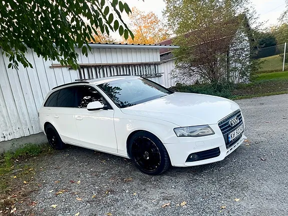 Audi A4 2010 photo 3