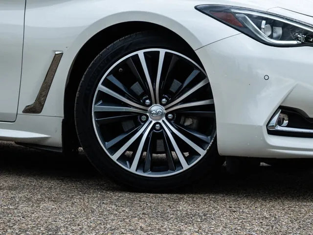 Infiniti Q60 2017 photo 5
