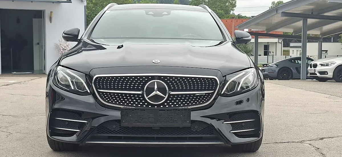 Mercedes-Benz E-Class 2019 photo 3