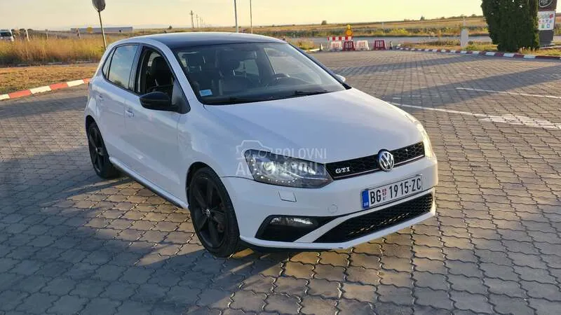 Volkswagen Polo 2012 photo 5