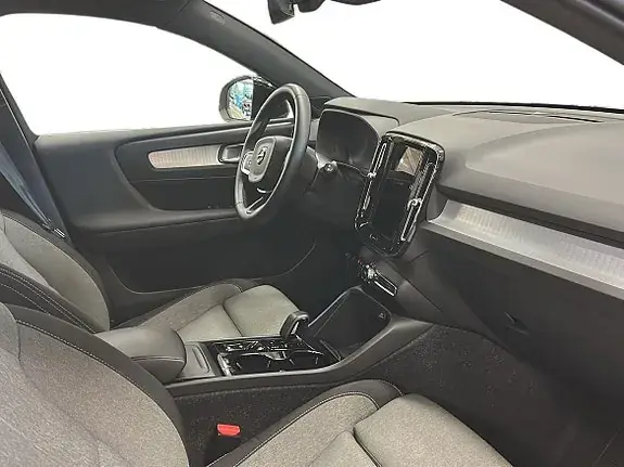 Volvo Xc40 2025 photo 5