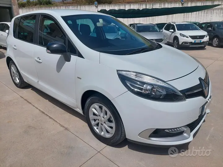 Renault Scenic 2016 photo 2