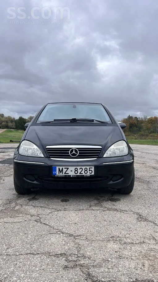 Mercedes-Benz A170 2003 photo 2