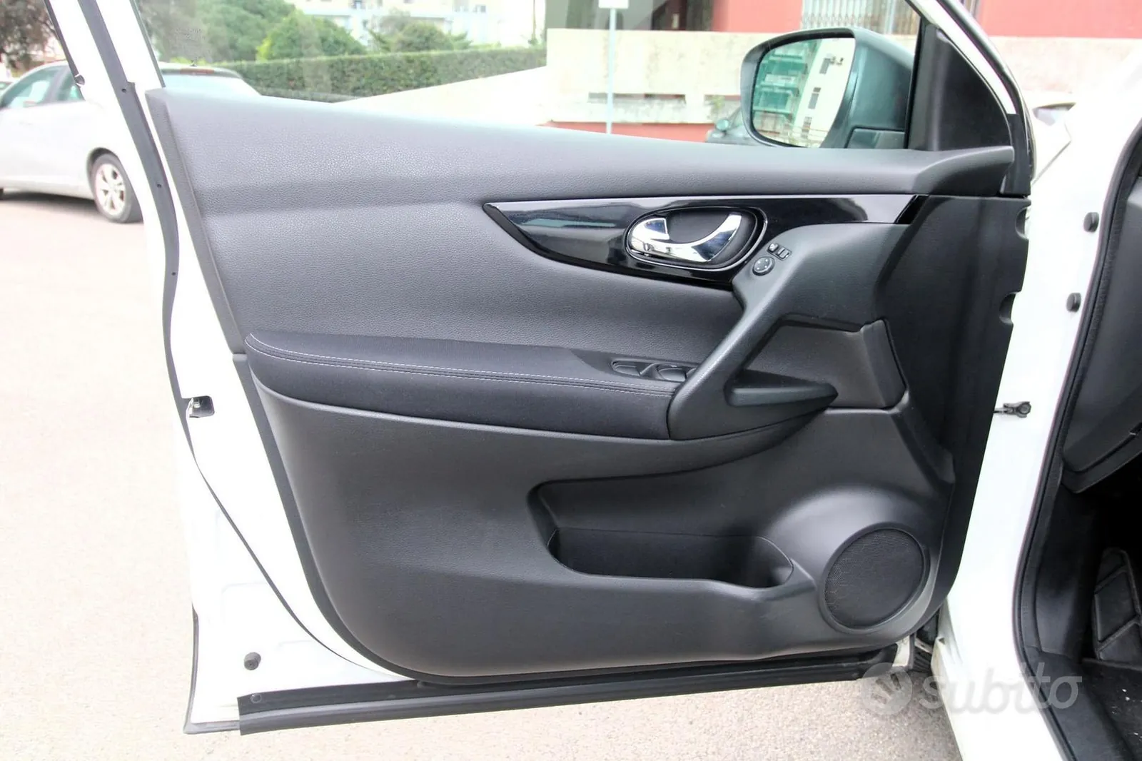 Nissan Qashqai 2015 photo 5