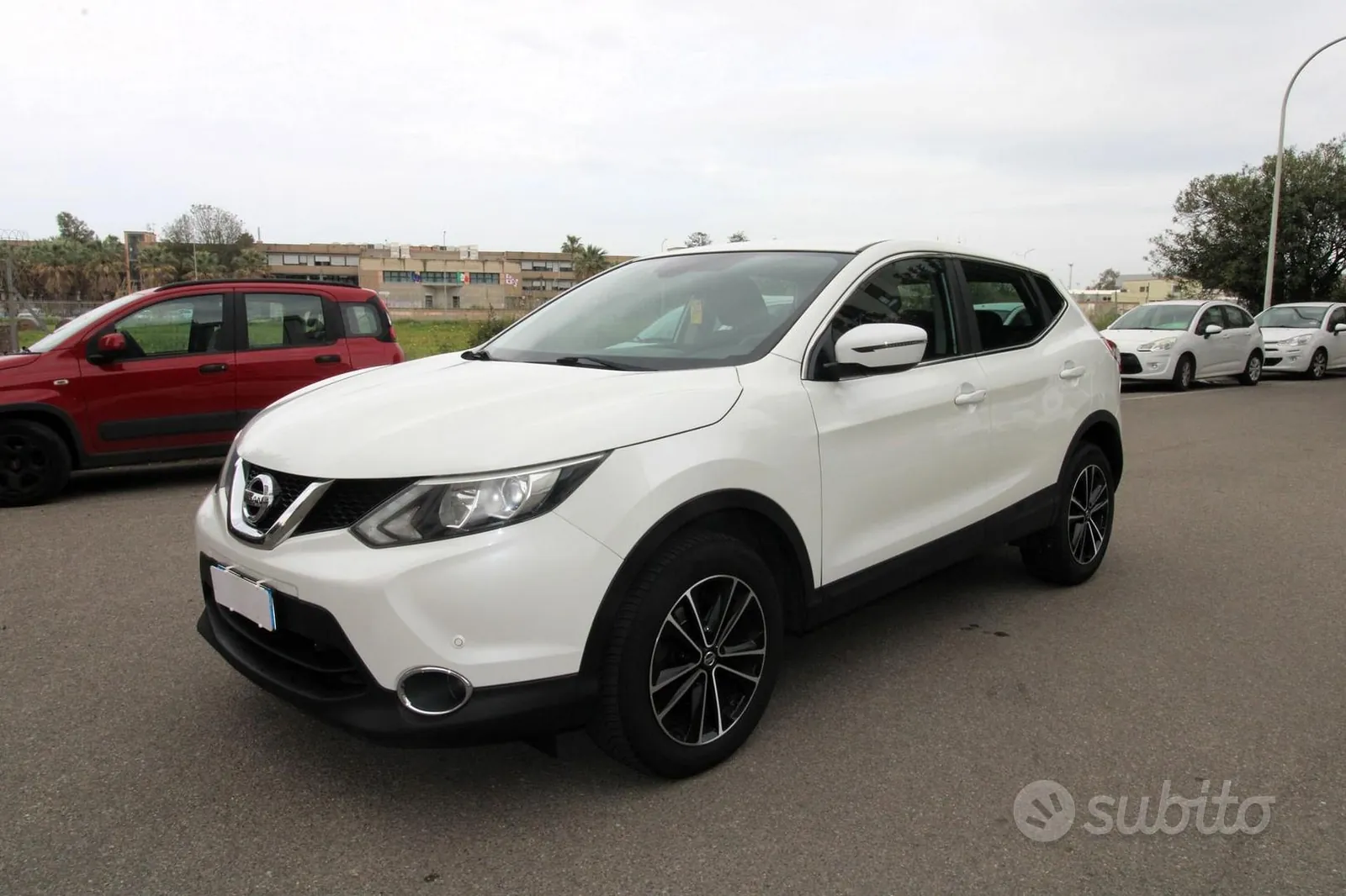 Nissan Qashqai 2015 photo 2
