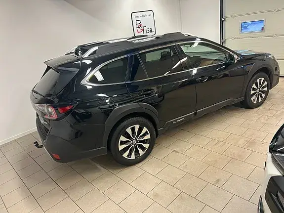 Subaru Outback 2024 photo 2