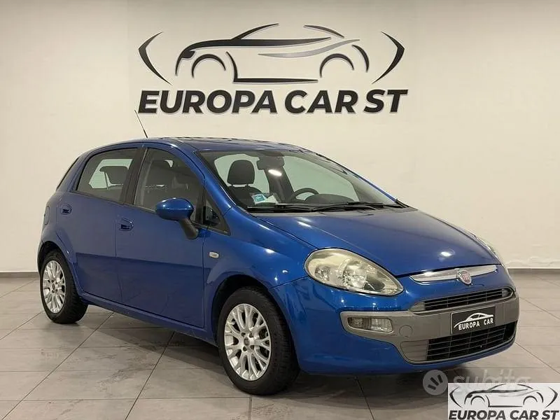 Fiat Punto Evo 2010 photo 2