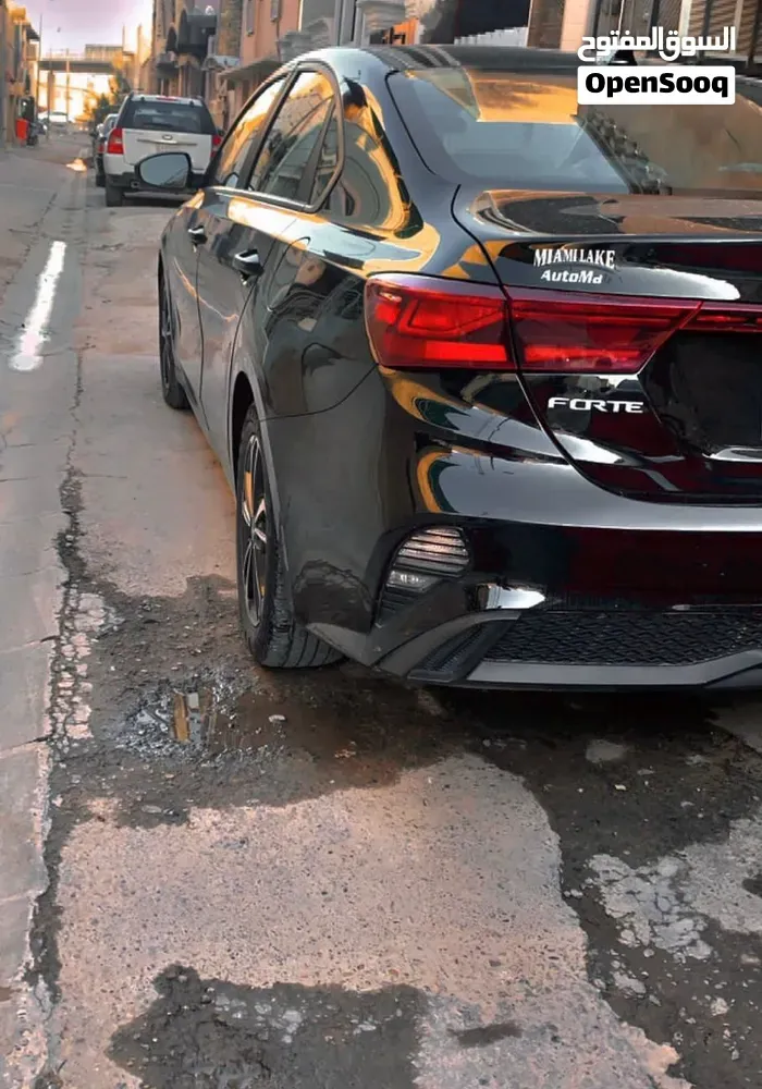 Kia Forte 2023 photo 3
