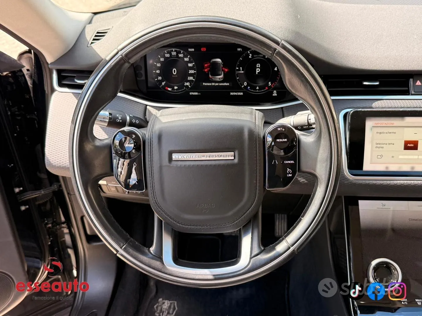 Land Rover Range Rover Evoque 2019 photo 2