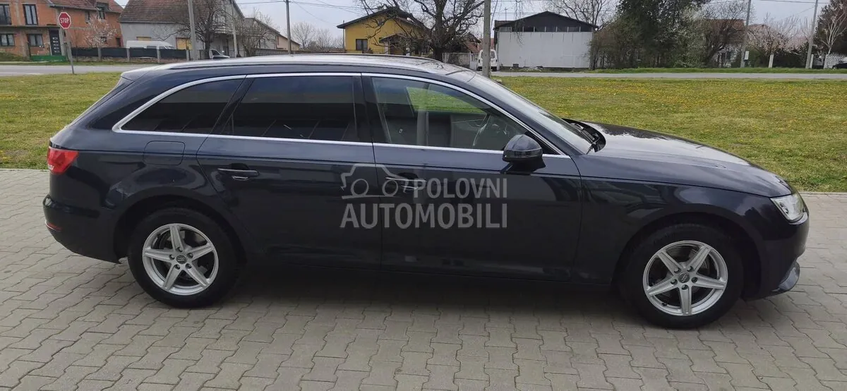 Audi A4 2018 photo 4