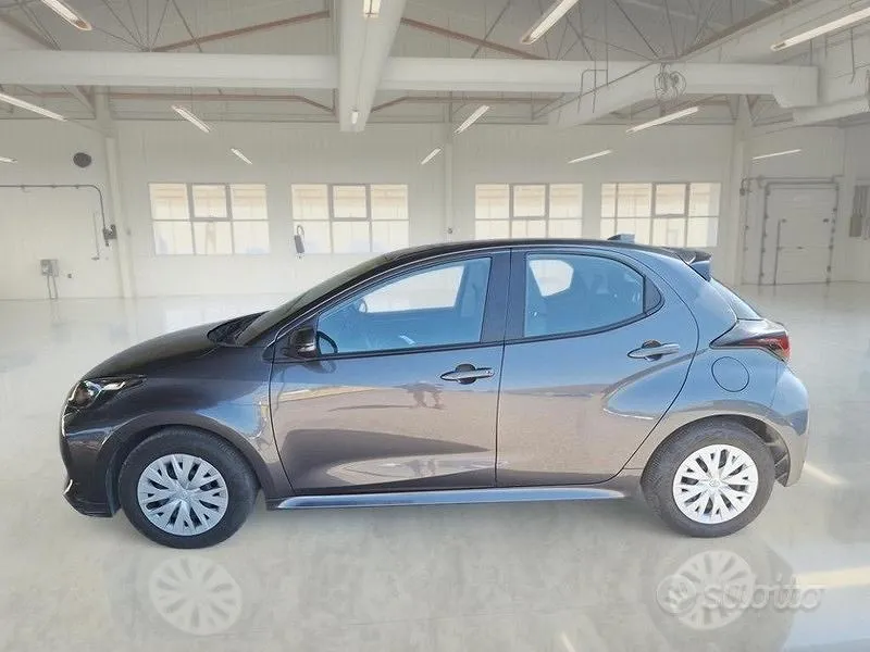 Toyota Yaris 2022 photo 5