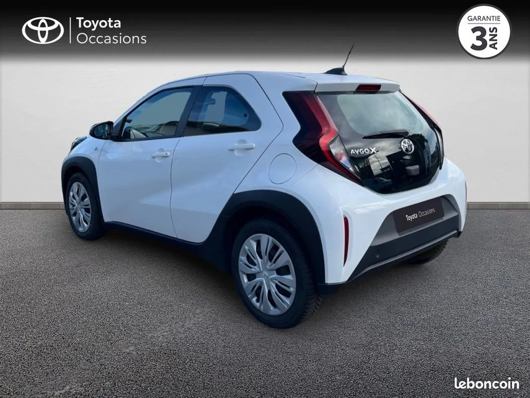 Toyota Aygo 2022 photo 2