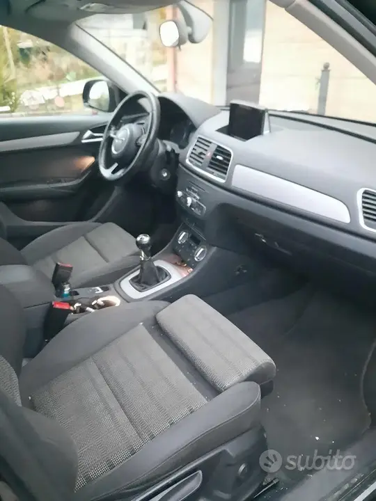 Audi Q3 2012 photo 3