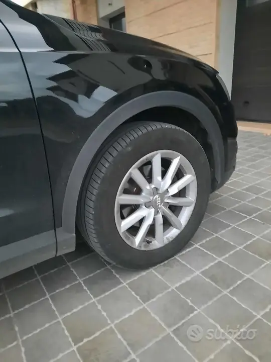 Audi Q3 2012 photo 4